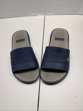 Cartago Men's Navy  Slide Sandals. Size 10